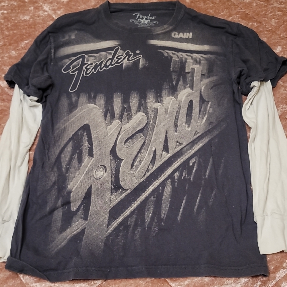 Fender Men's Gray Long Sleeve Graphic Tee